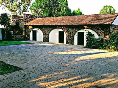 Hacienda Boutique